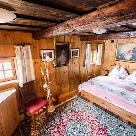 Vakantiehuis Napoleonvilla In Rennweg Am Katschberg Aschbach